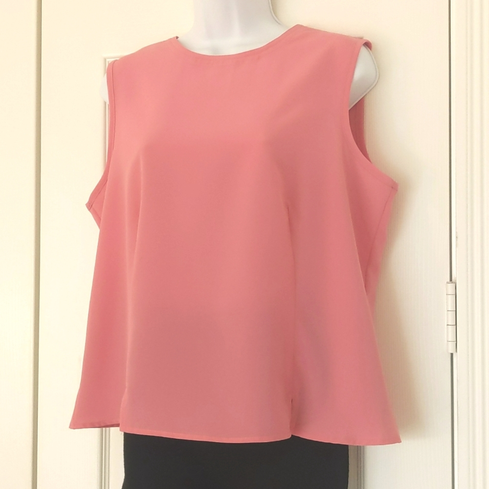 Karen Scott coral sleeveless blouse.